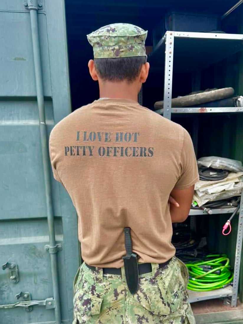 NAVY I LOVE HOT PETTY OFFICERS